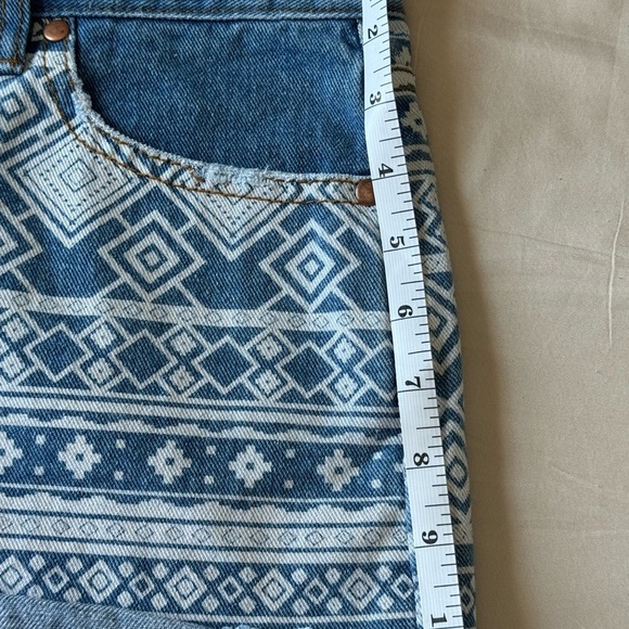 Forever21 Y2K style Denim Blue Geometric Jean Shorts - Picture 8 of 8